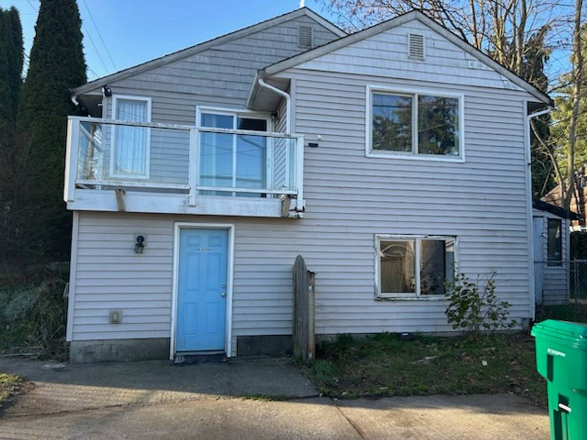 Apartment for rent at 929 Pecks Rd, Everett, WA 98203