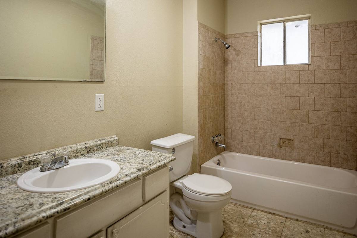Apartment for rent at 704-710 W 10th St, Del Rio, TX 78840