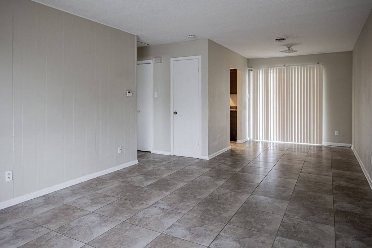 Apartment for rent at 704-710 W 10th St, Del Rio, TX 78840
