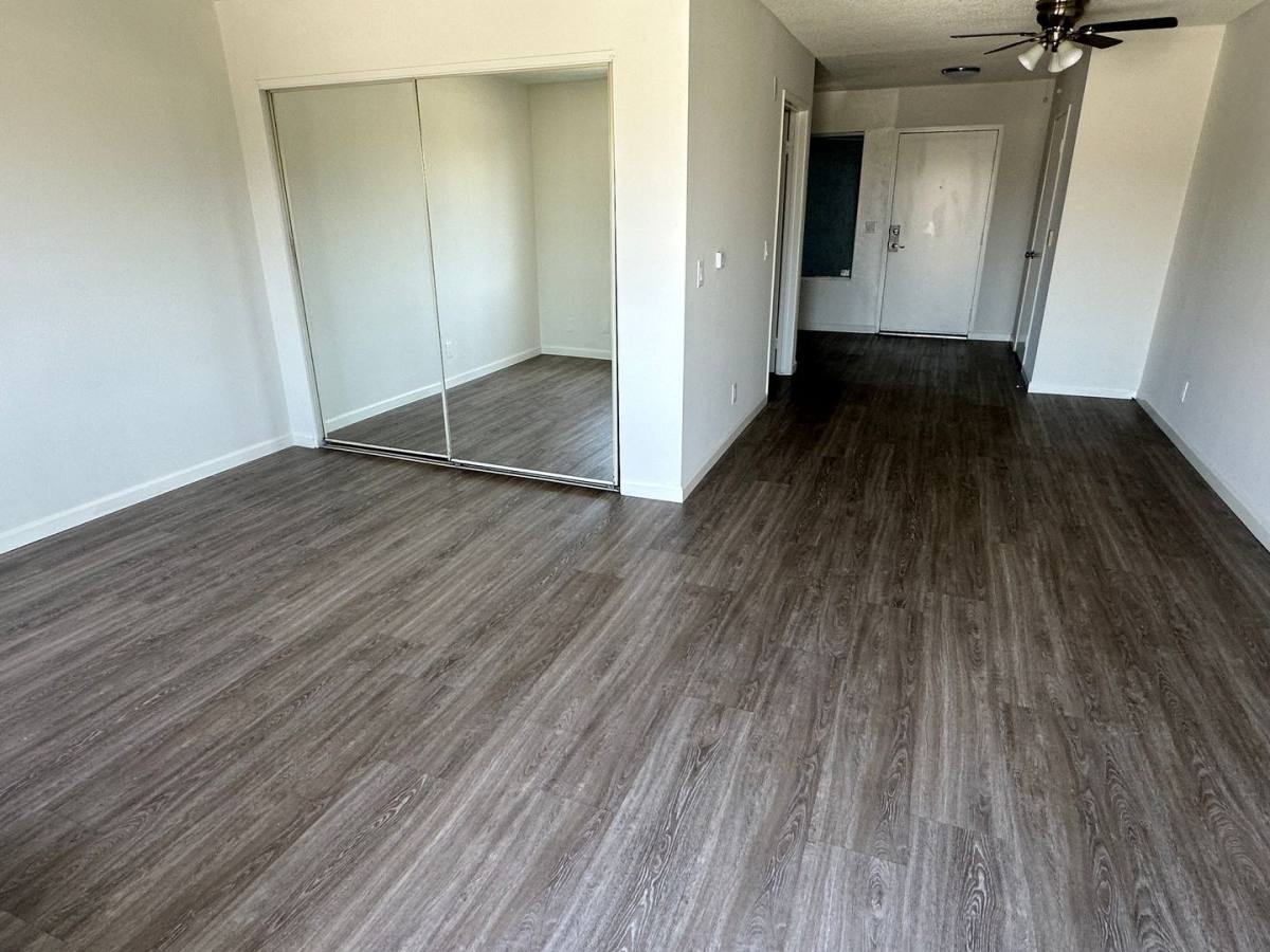 Apartment for rent at 3333 Motor Ave, Los Angeles, CA 90034