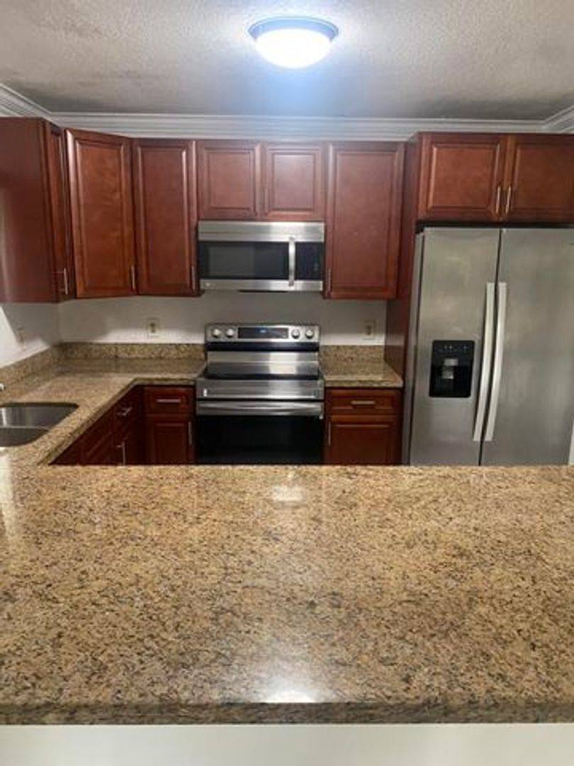House for rent at 663 White Water Dr, West Palm Beach, FL 33413