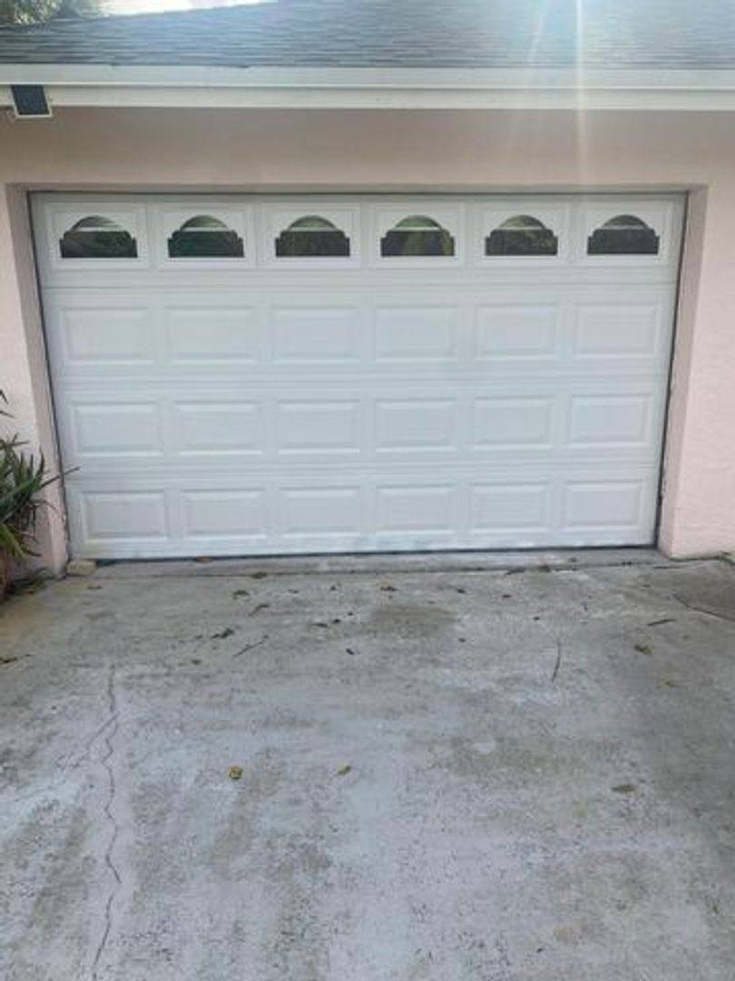 House for rent at 663 White Water Dr, West Palm Beach, FL 33413