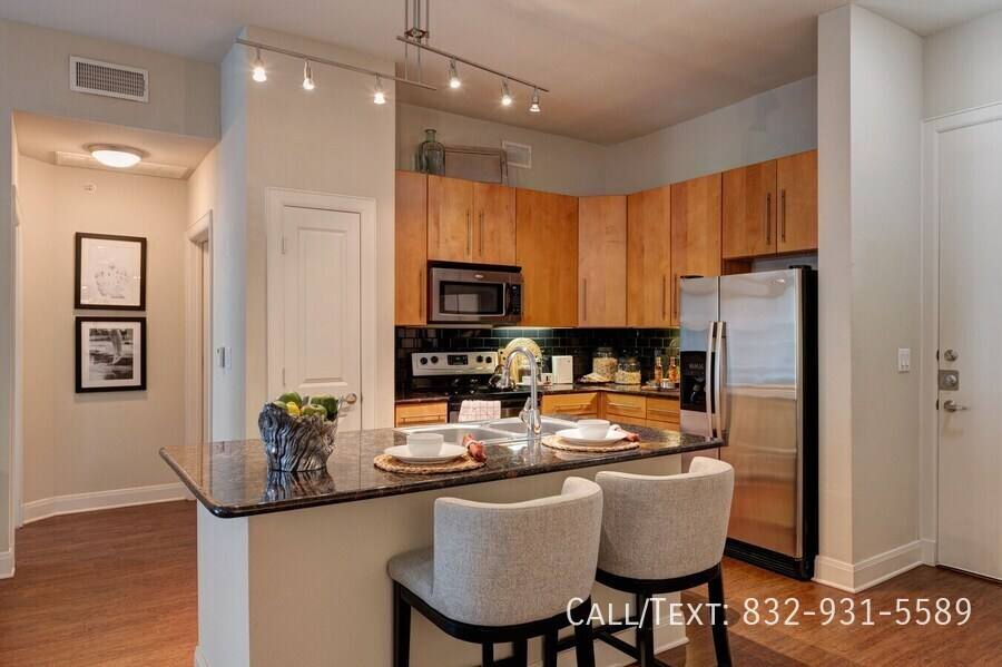 Apartment for rent at 2800 Corder St #SCMC2, Houston, TX 77054