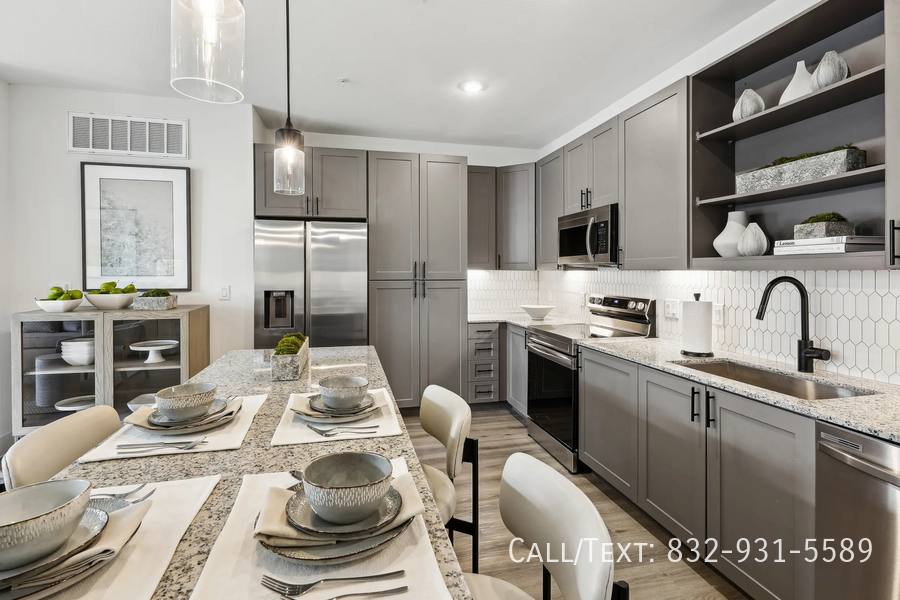 Apartment for rent at 1284 Pin Oak Rd #TYAA2, Katy, TX 77494