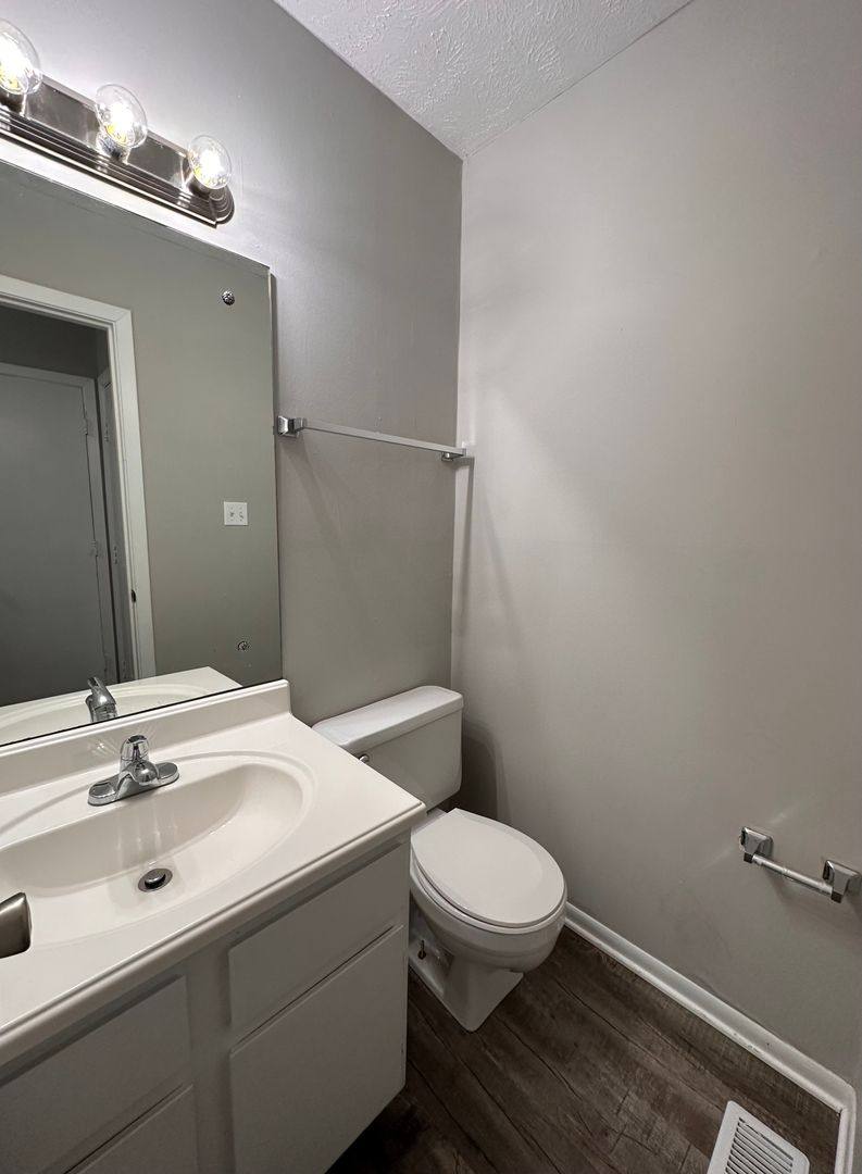 Townhouse for rent at 1636 Louisville Rd, Alcoa, TN 37701