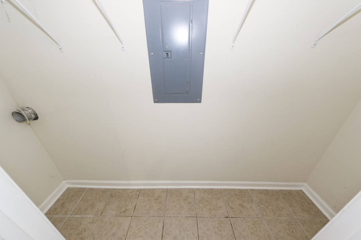 Apartment for rent at 45 Sycamore Ave, Charleston, SC 29407