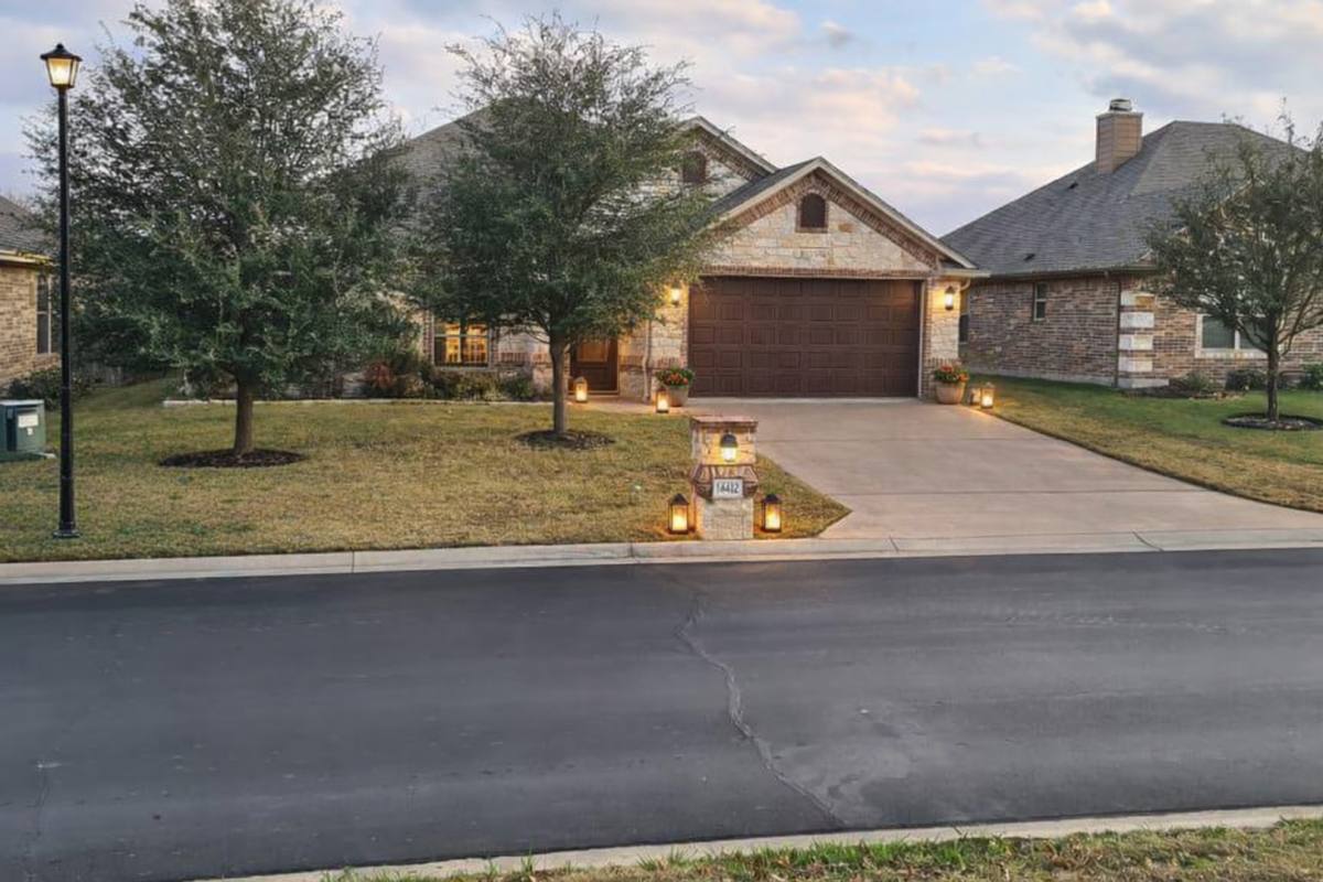 House for rent at 9804 Houston Dr, Woodway, TX 76712
