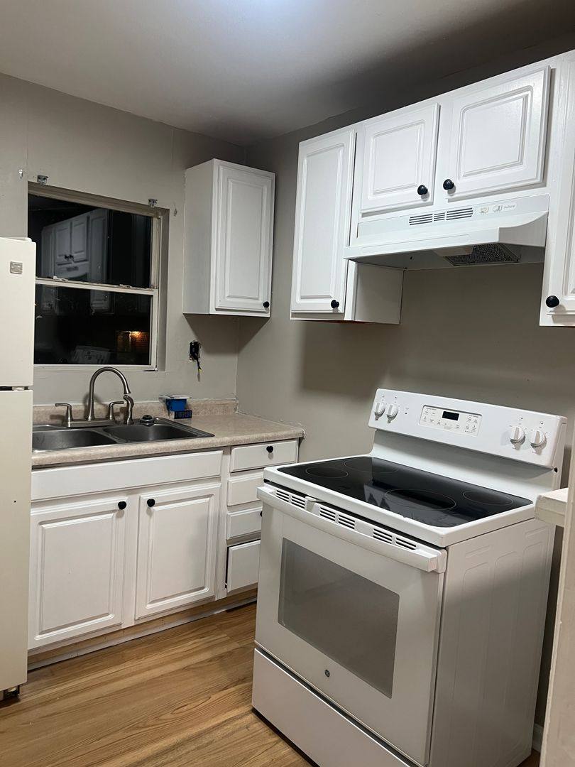 Apartment for rent at 1468 W 32nd St, Indianapolis, IN 46208