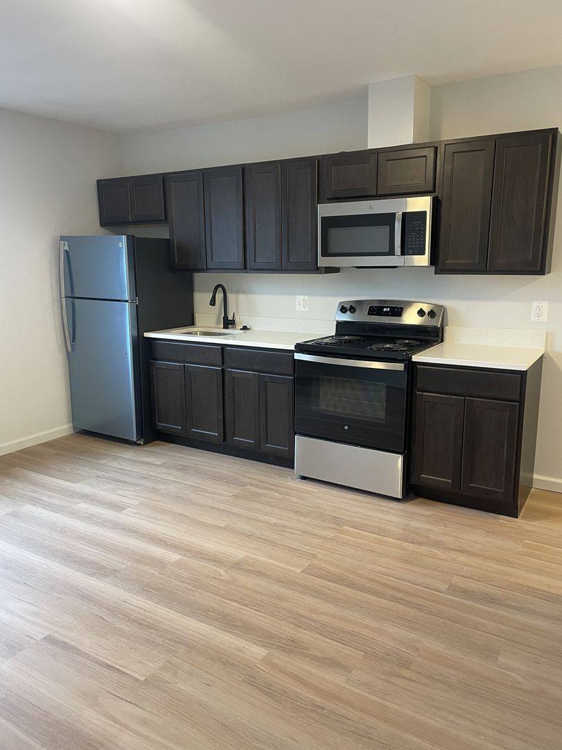 Apartment for rent at 525 7th St #NE, Washington, DC 20002