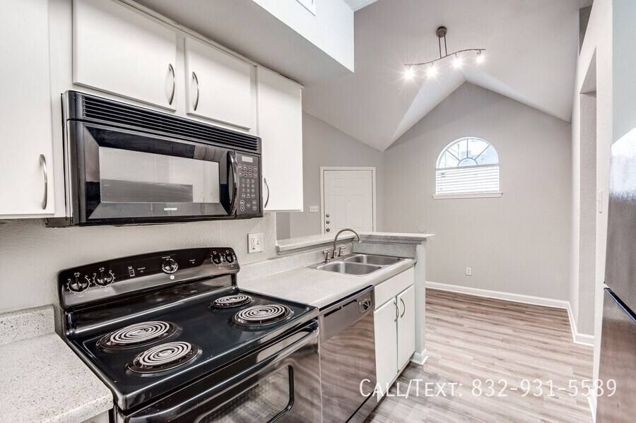 Apartment for rent at 6499 Bermuda Dunes Dr #CSGN, Houston, TX 77069