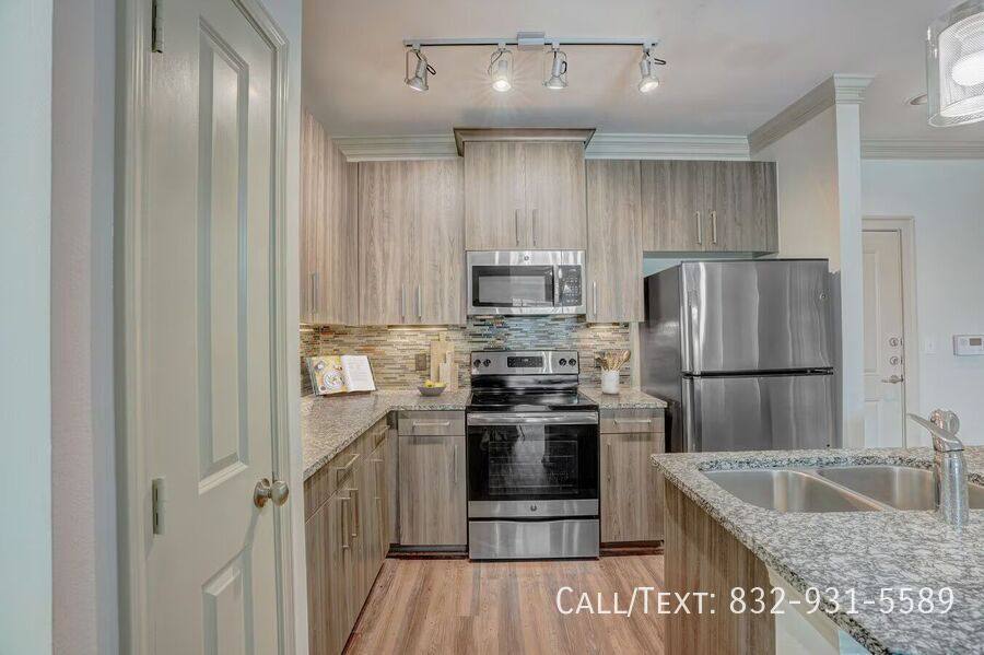 Apartment for rent at 10662 Tx-242 #AAHP2, Conroe, TX 77385