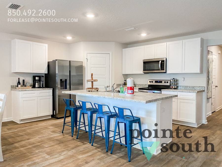 Apartment for rent at 5967 Smarty Jones Way, Pensacola, FL 32526
