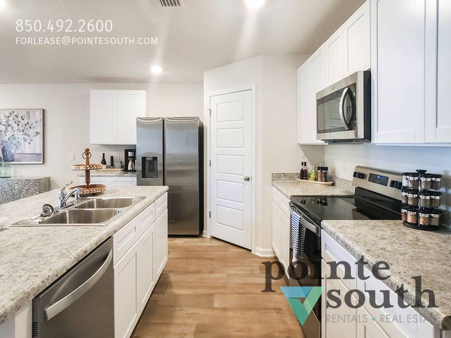 Apartment for rent at 5967 Smarty Jones Way, Pensacola, FL 32526