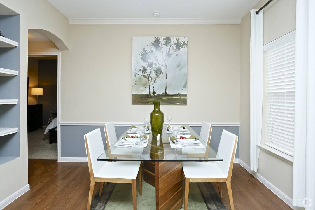 Apartment for rent at 11400 Space Center Blvd #CPCR, Houston, TX 77059