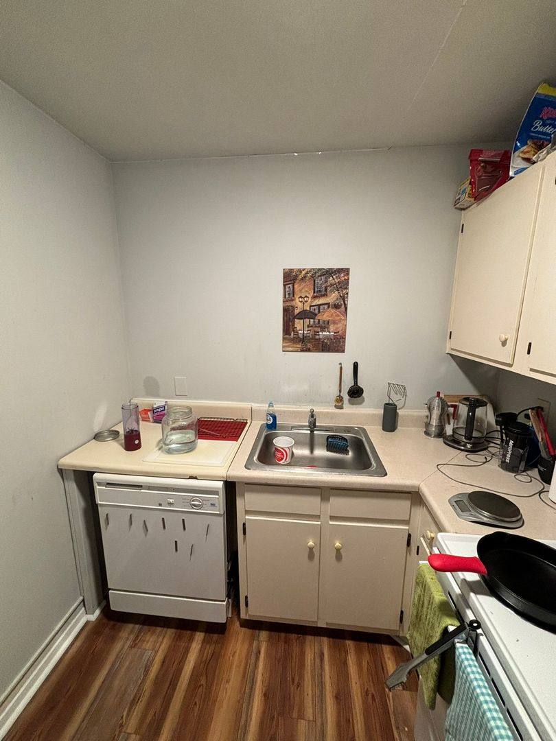 Apartment for rent at 284 Bloomfield St, Athens, GA 30605