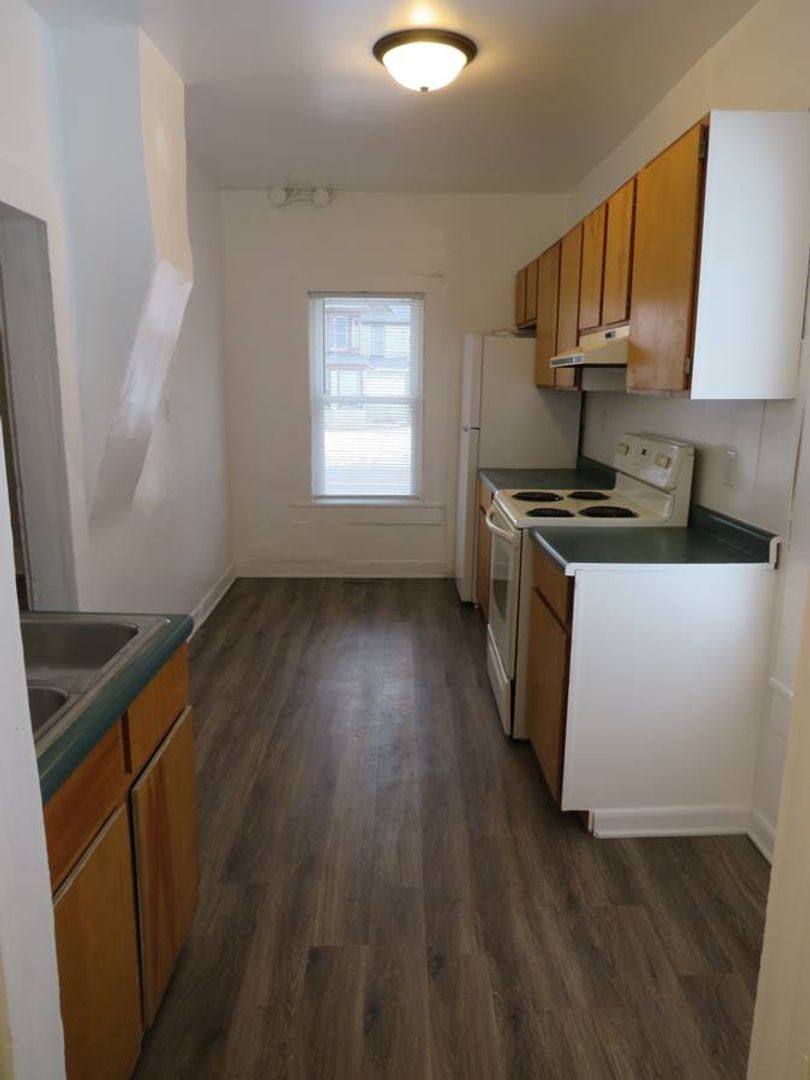 Apartment for rent at 1832 Bellinger St, Eau Claire, WI 54703