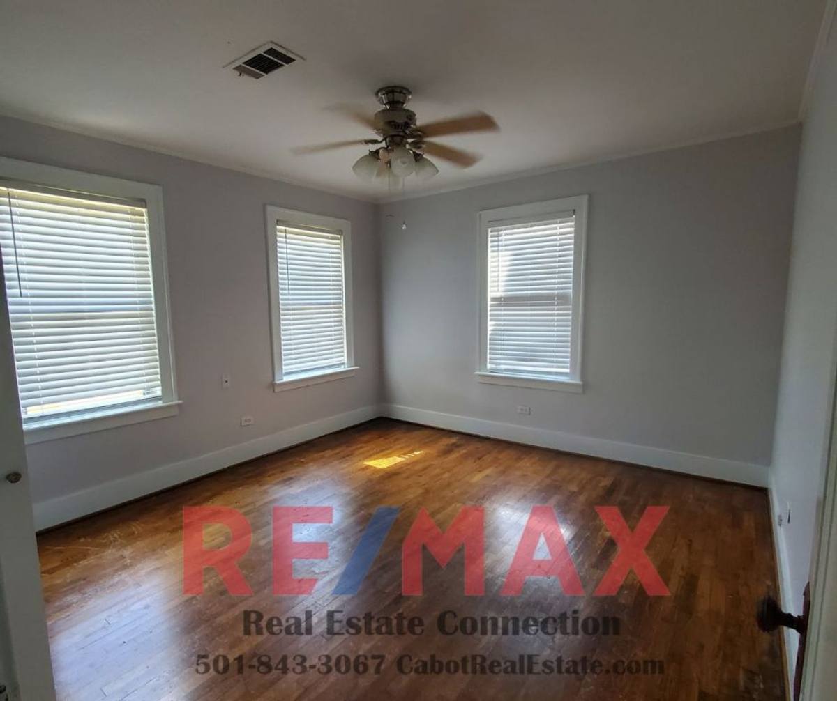 House for rent at 1701 S Pine, Cabot, AR 72023