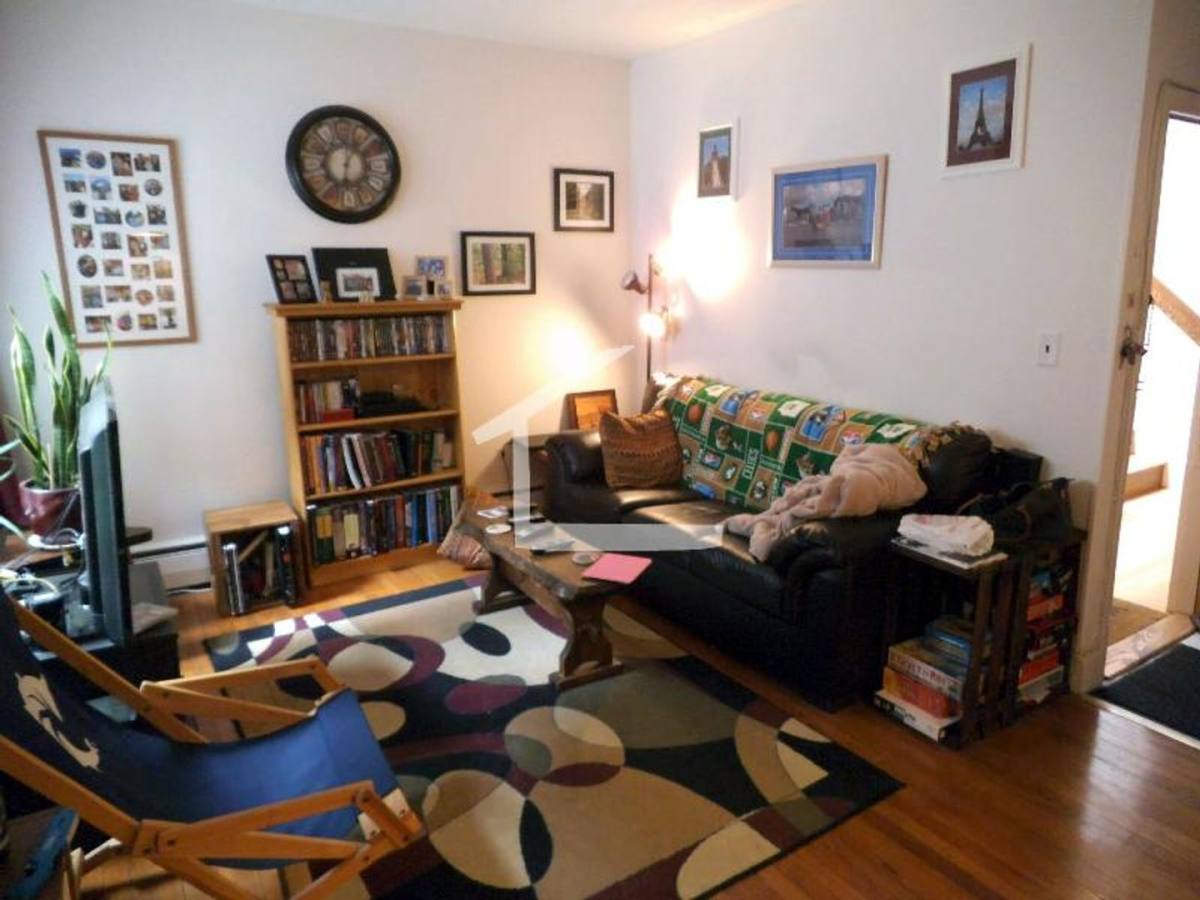 Apartment for rent at 168 Winthrop #12, Brookline, MA 02445