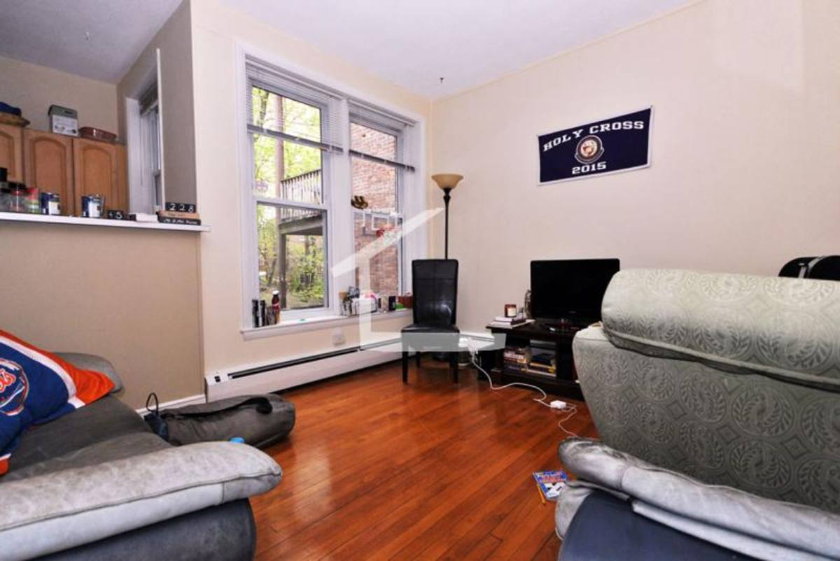 Apartment for rent at 168 Winthrop #12, Brookline, MA 02445