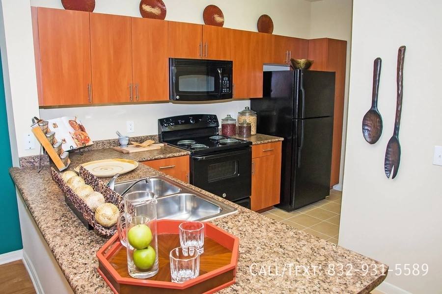 Apartment for rent at 500 Promenade Blvd #LLE, Stafford, TX 77477