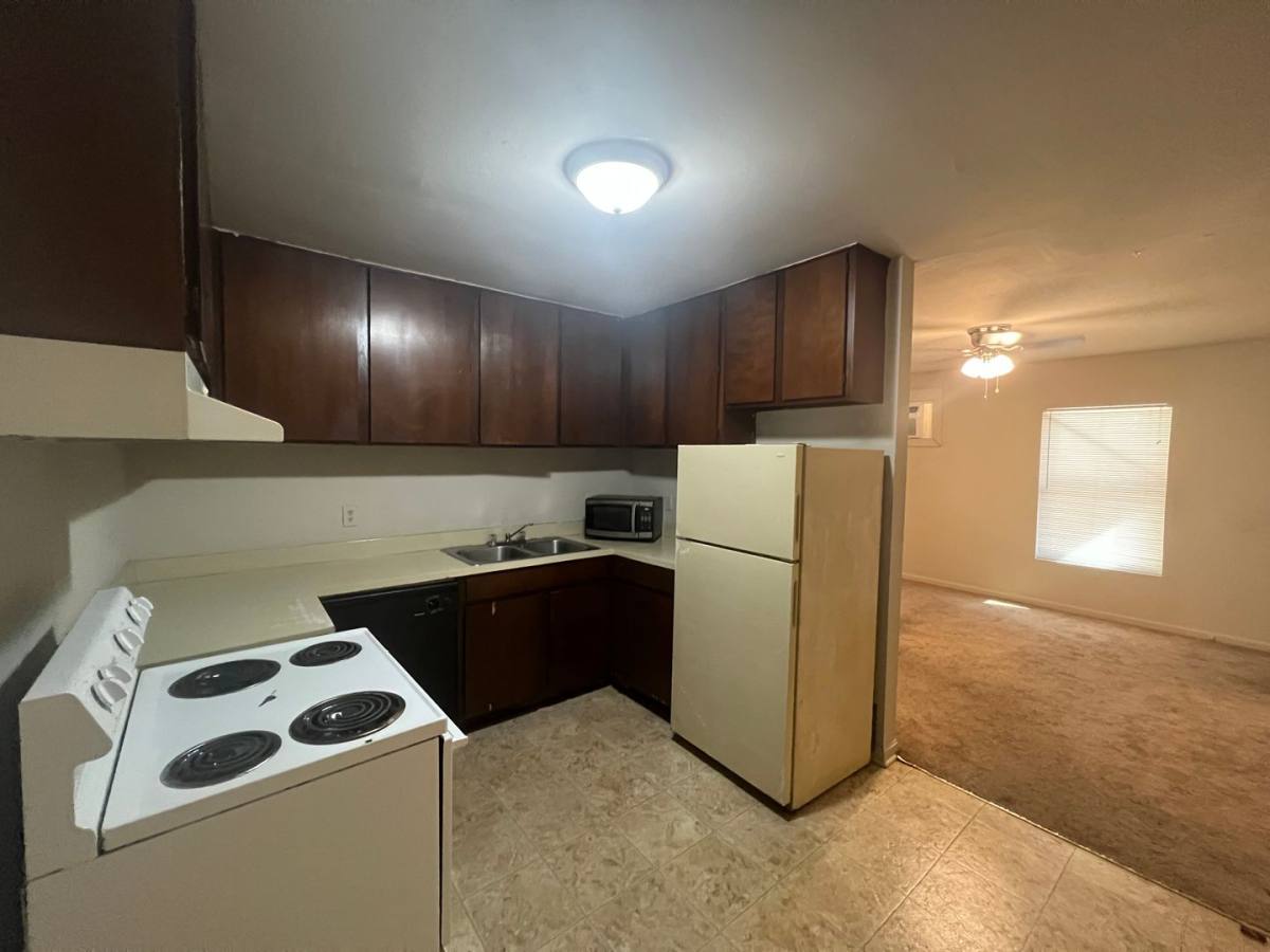 Apartment for rent at 302 Reed St, Tuscaloosa, AL 35401