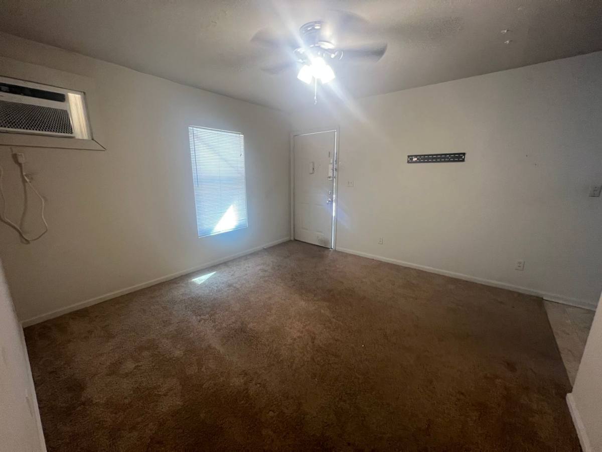 Apartment for rent at 302 Reed St, Tuscaloosa, AL 35401