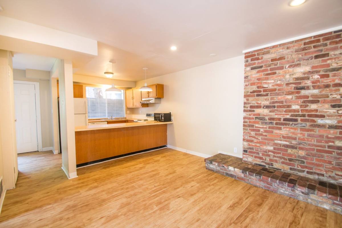 Townhouse for rent at 1000 11th St, Boulder, CO 80302
