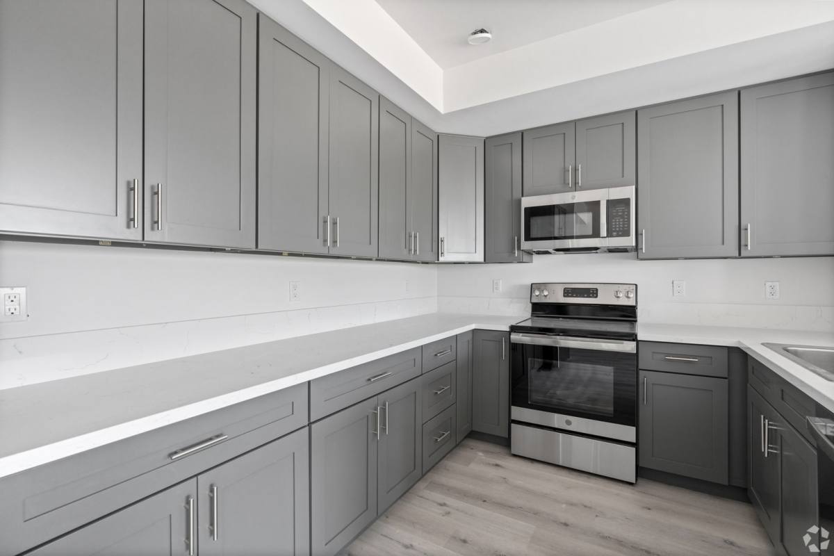 Apartment for rent at 6904 Eton Ave, Canoga Park, CA 91303
