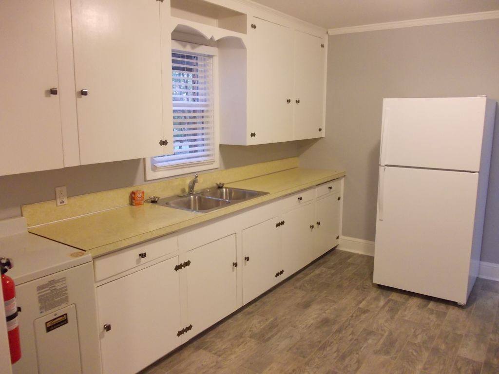 House for rent at 2746 Dogwood Ave, Charlotte, NC 28206