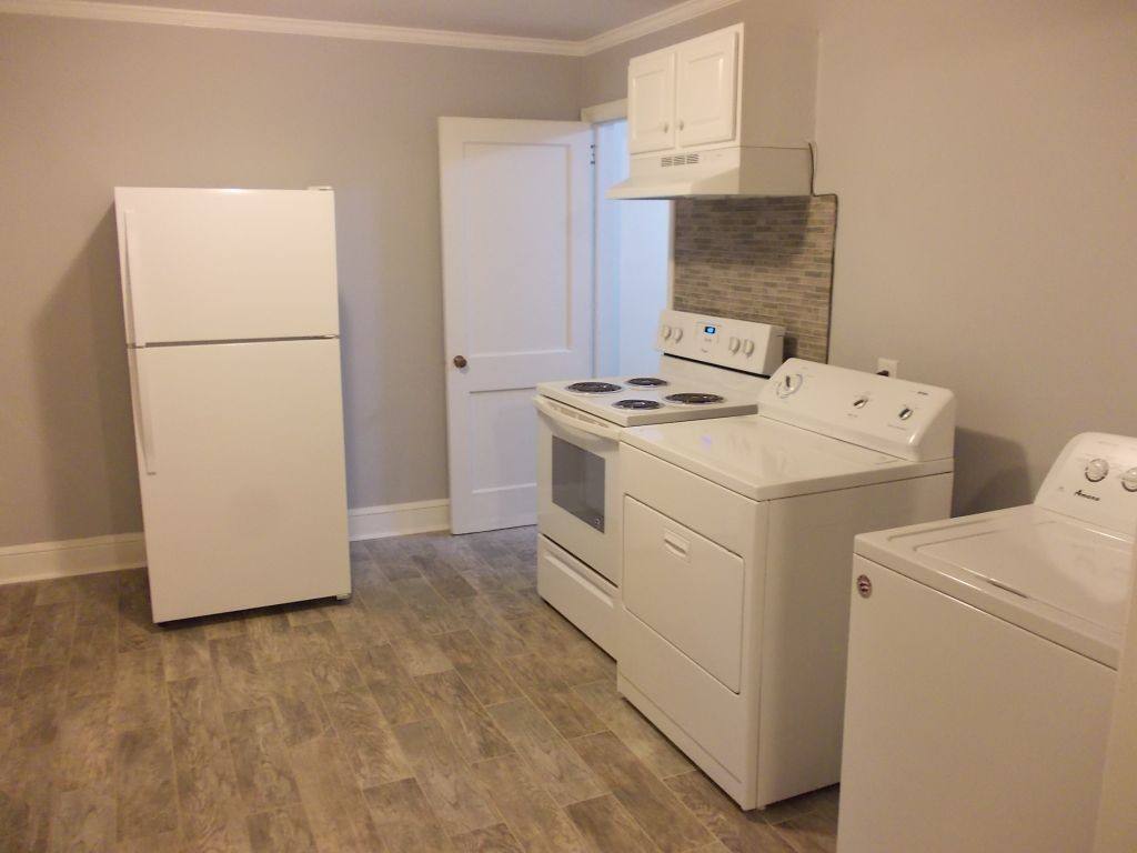 House for rent at 2746 Dogwood Ave, Charlotte, NC 28206