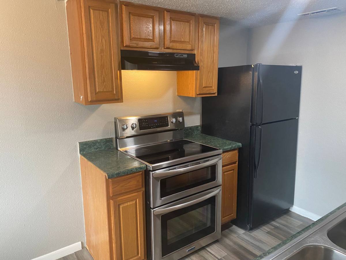 Apartment for rent at 503 E Courtland Place, San Antonio, TX 78212