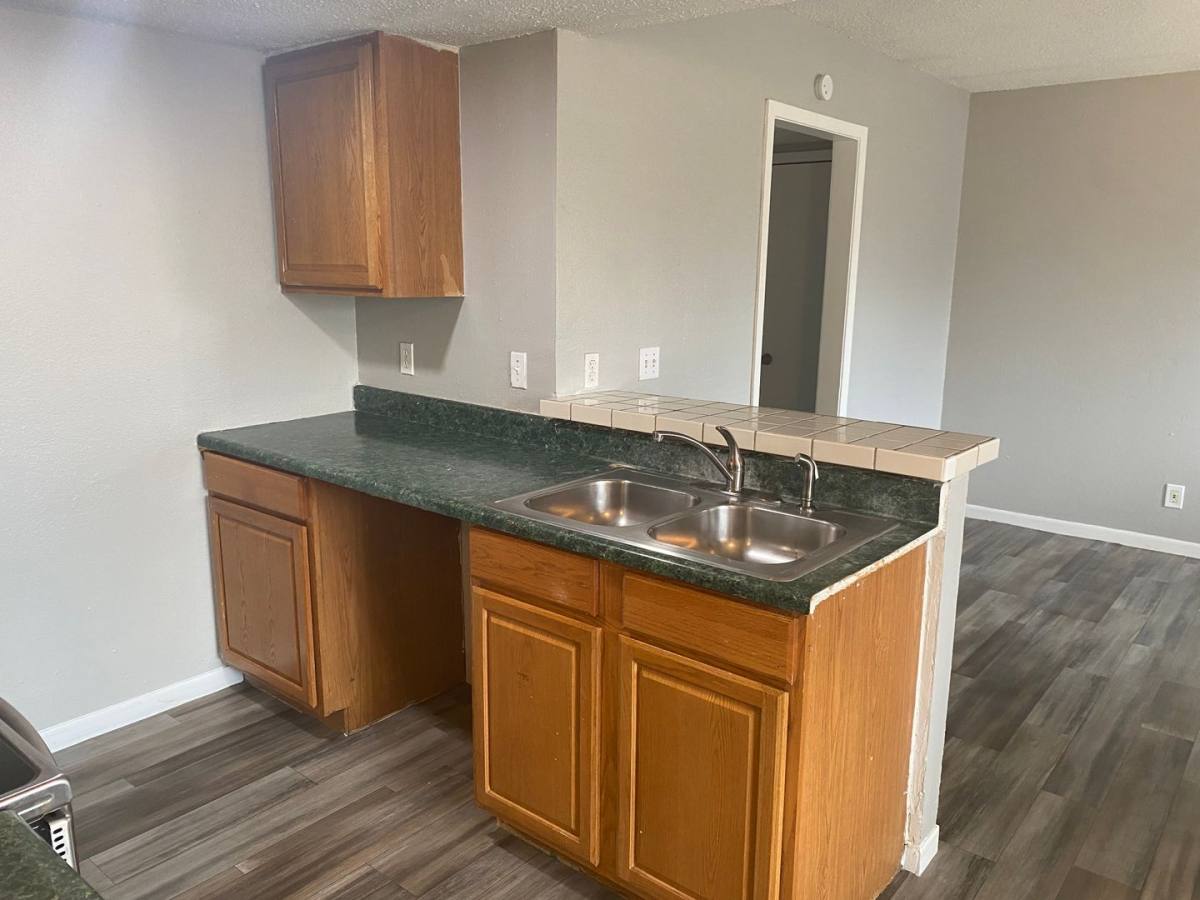 Apartment for rent at 503 E Courtland Place, San Antonio, TX 78212