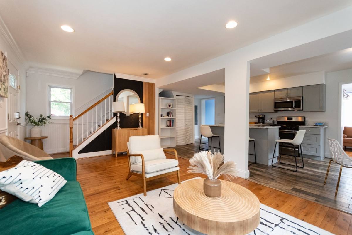 House for rent at 1012 E W Highway, Takoma Park, MD 20912