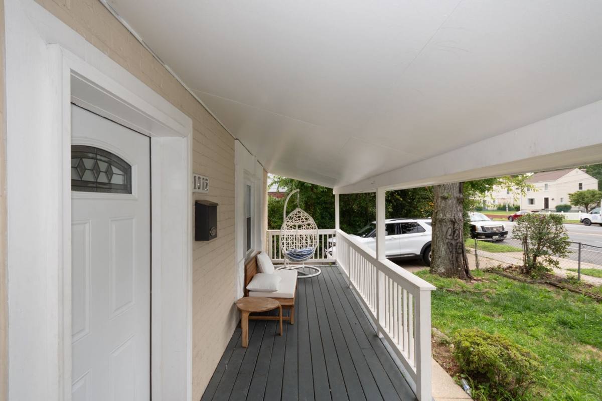 House for rent at 1012 E W Highway, Takoma Park, MD 20912