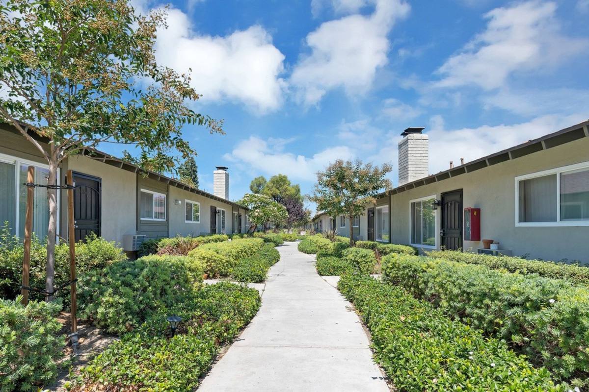 Apartment for rent at 1651 Mitchell Ave, Tustin, CA 92780