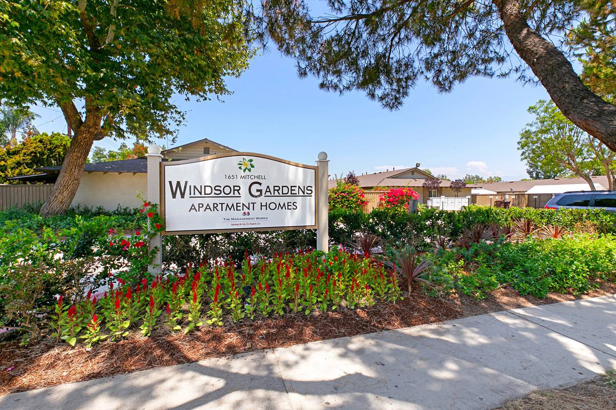 Apartment for rent at 1651 Mitchell Ave, Tustin, CA 92780