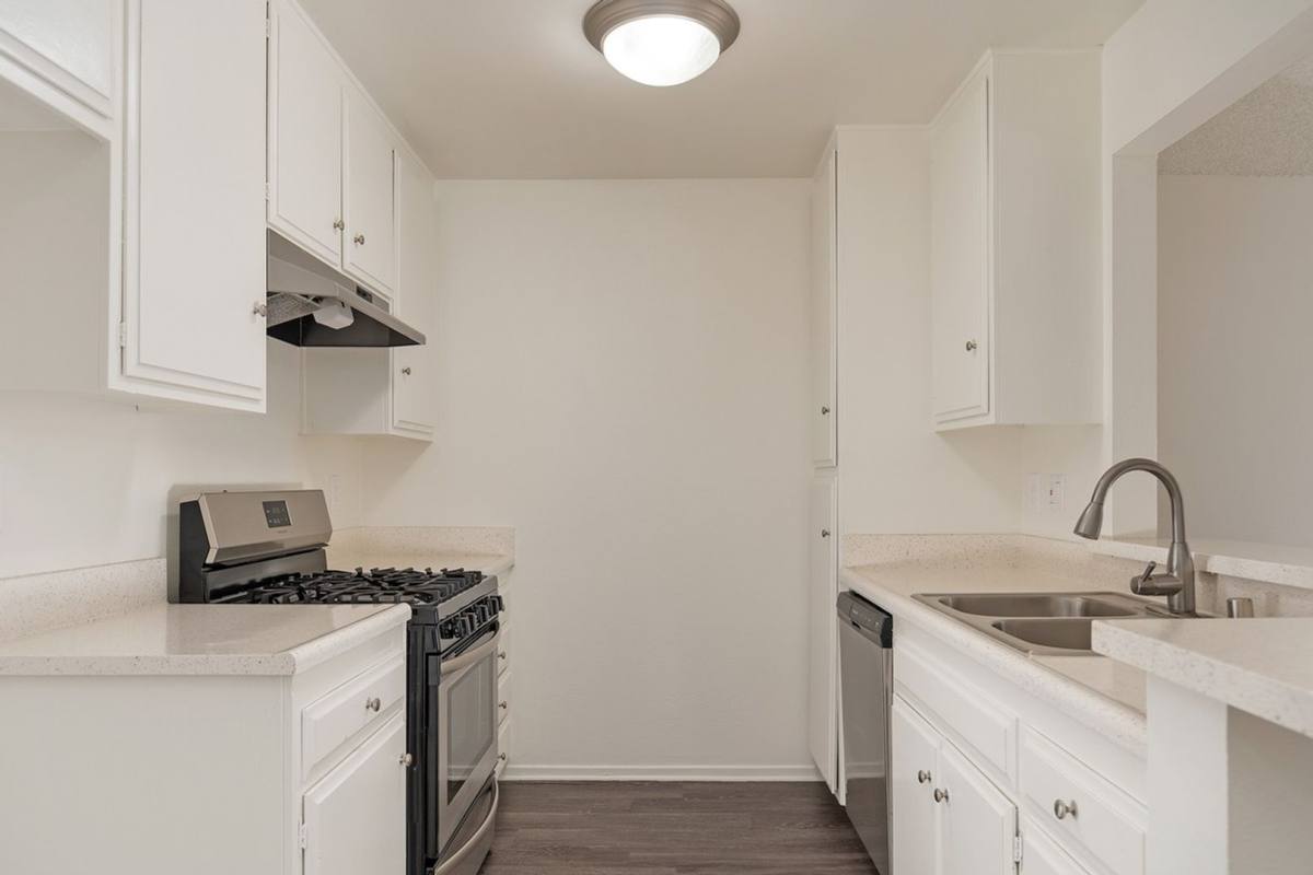 Apartment for rent at 1651 Mitchell Ave, Tustin, CA 92780