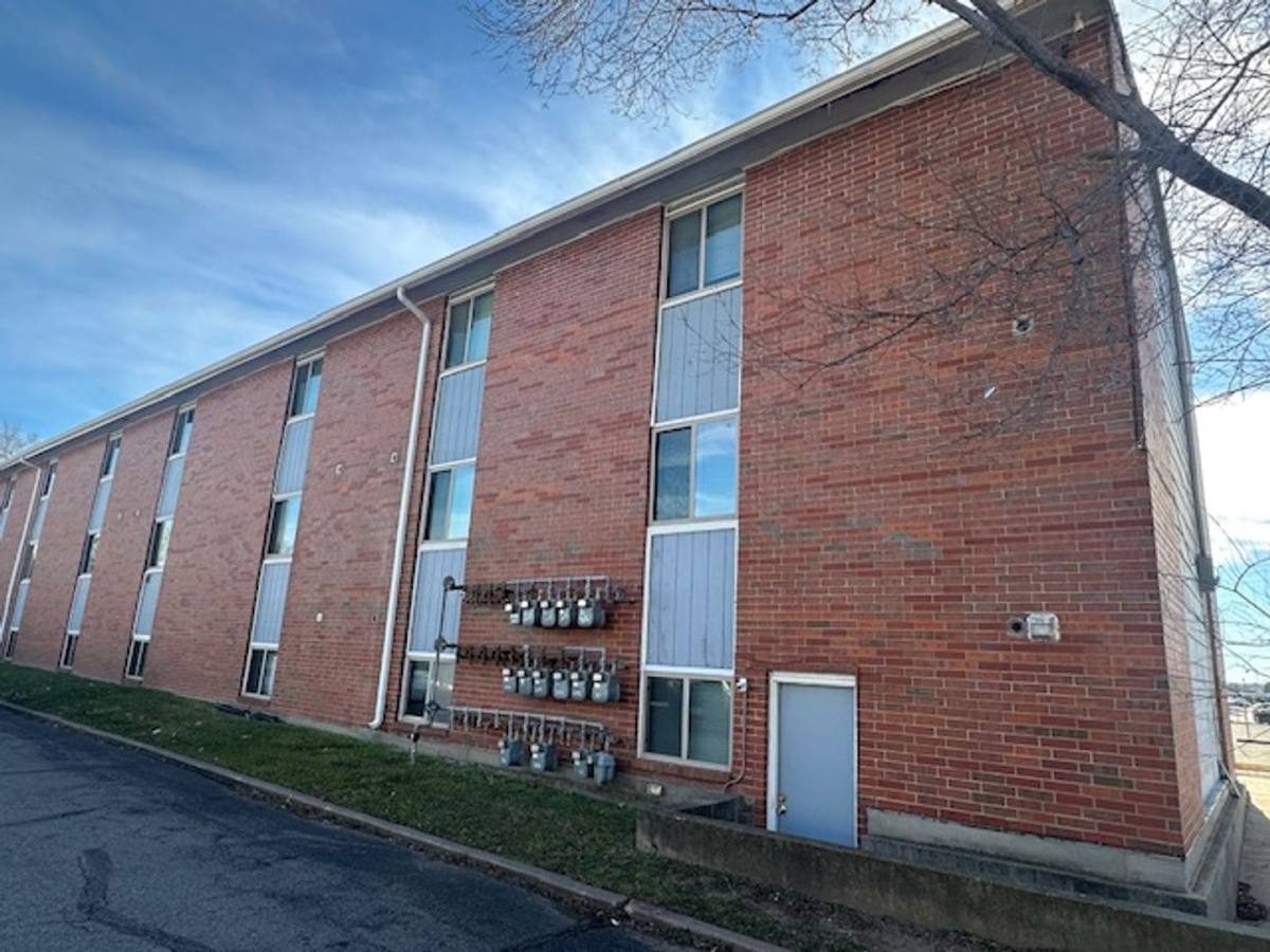 Apartment for rent at 2228 S Oliver, Wichita, KS 67218