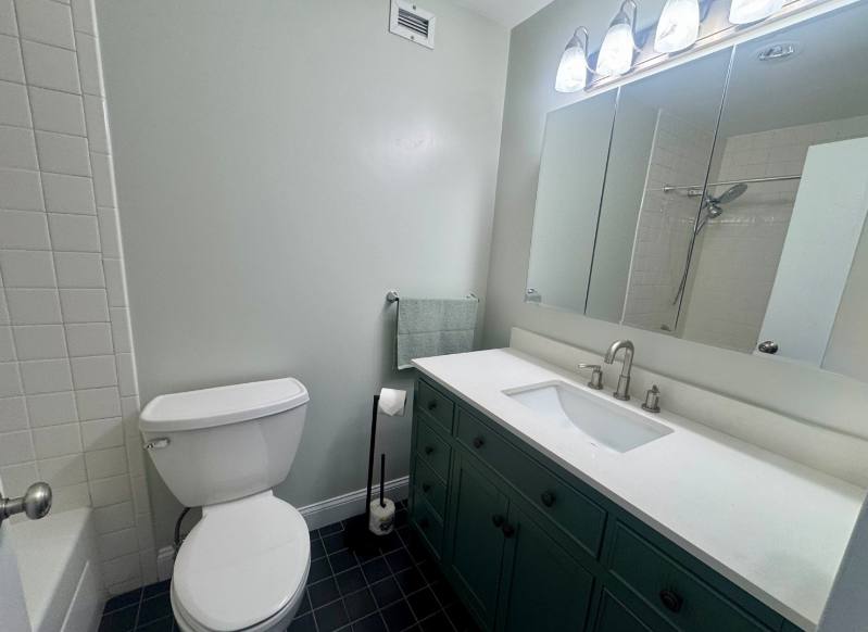 Apartment for rent at 77 Adams St #1104, Quincy, MA 02169