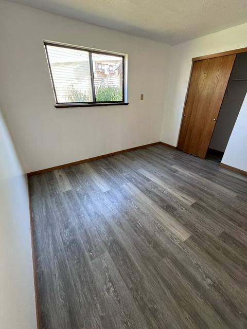 Apartment for rent at 103 Crestview Dr #1, Eldridge, IA 52748