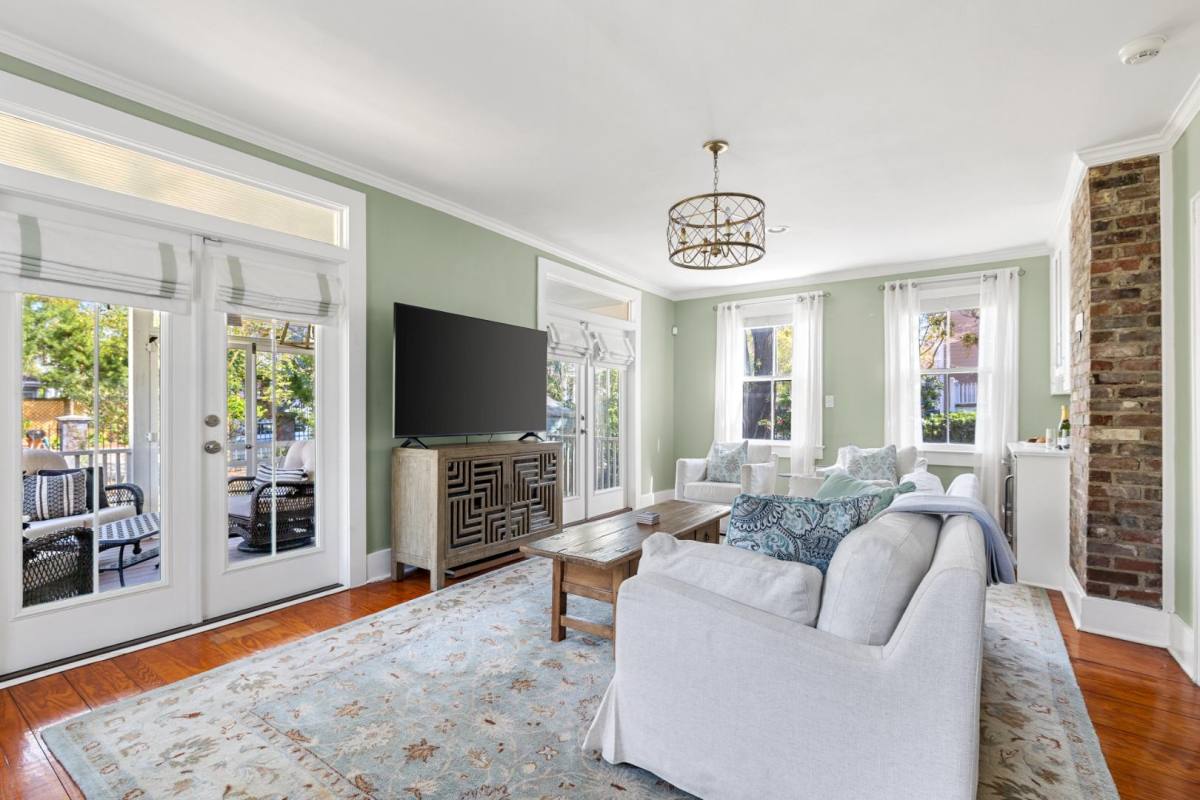 House for rent at 56 Gadsden St, Charleston, SC 29401