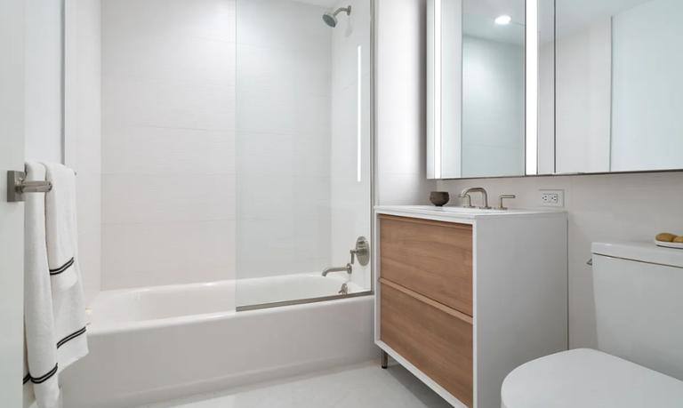Apartment for rent at 1141 Manhattan Ave #403, Brooklyn, NY 11222