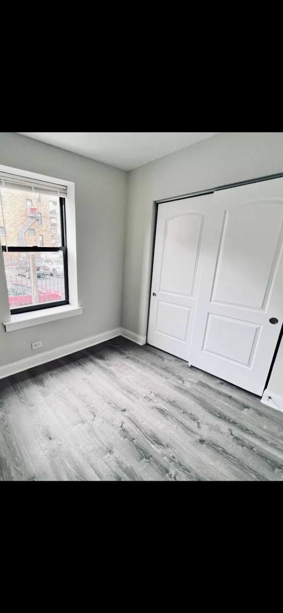 Apartment for rent at 3933 N Clarendon, Chicago, IL 60613