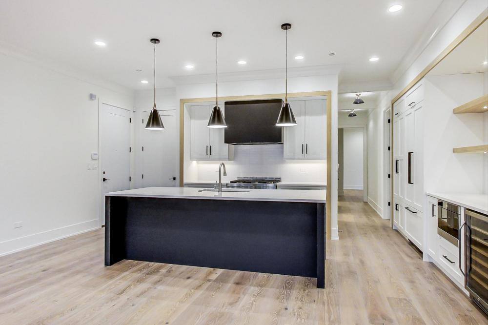 Condo for rent at 4920 N Lincoln Ave #5S, Chicago, IL 60625