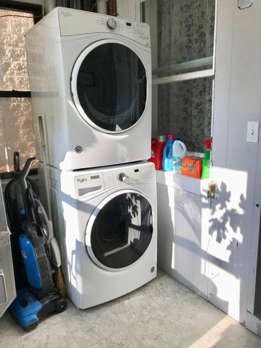 Apartment for rent at 3253 N Kenmore Ave #2, Chicago, IL 60657