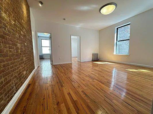Apartment for rent at 160 W 118th St #4B, New York, NY 10026
