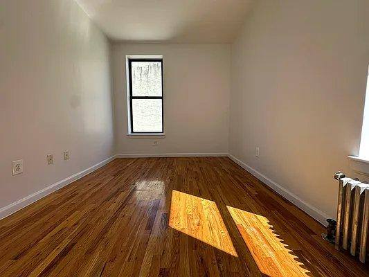 Apartment for rent at 160 W 118th St #4B, New York, NY 10026