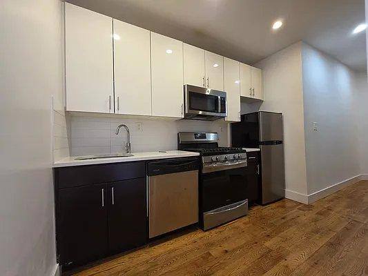 Apartment for rent at 17 W 125th St #3G, New York, NY 10027