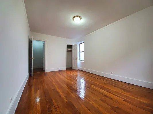 Apartment for rent at 4755 White Plains Rd #5C, Bronx, NY 10470