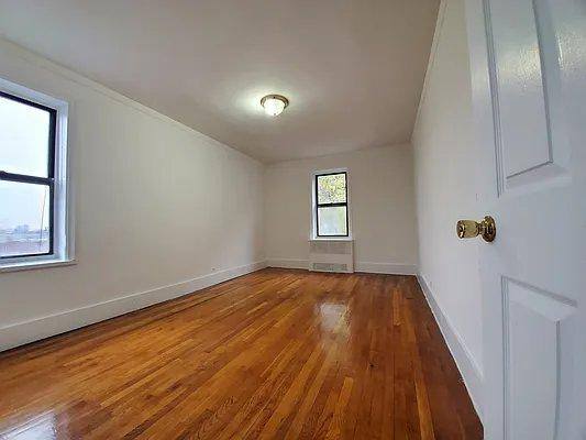 Apartment for rent at 4755 White Plains Rd #5C, Bronx, NY 10470